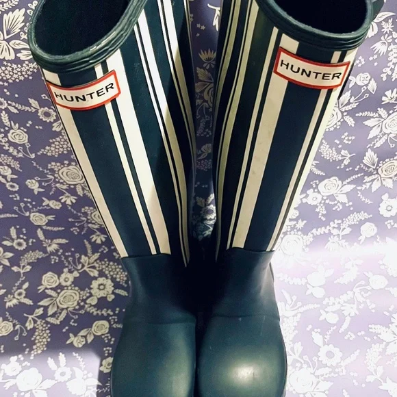 Hunter rain boots - Picture 1 of 5